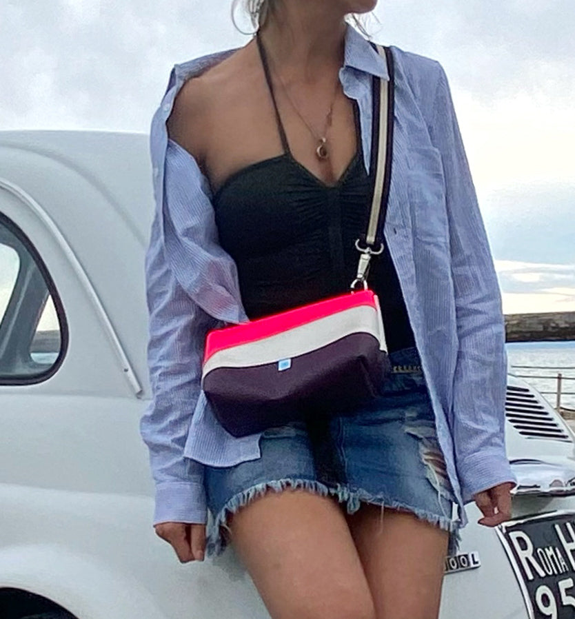 MINI ELBA BAG prugna I bianco perlato I fucsia