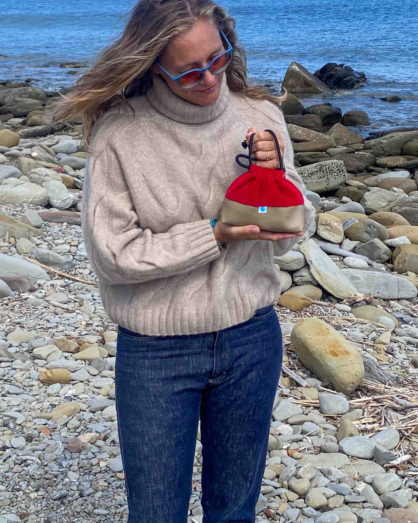 MINI CAPRAIA BUCKET mud/red