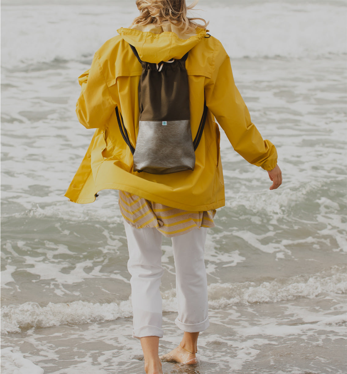 BARATTI BACKBAG silver/khaki