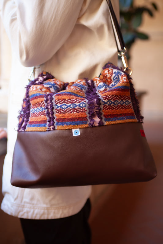 MAXI CAPRAIA BUCKET chestnut I geometric fabric