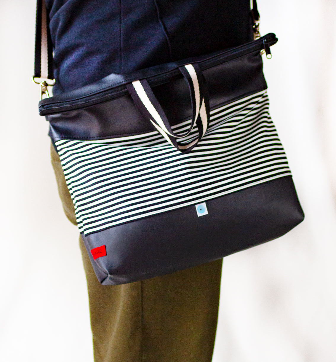 BAG WITH STRIPES